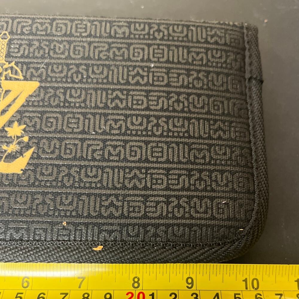 PDP Gaming Zelda Breath Of The Wild Nintendo Switch Case - Picture 4 of 5